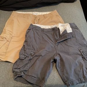 Old Navy Cargo Shorts (Bundle of 2)